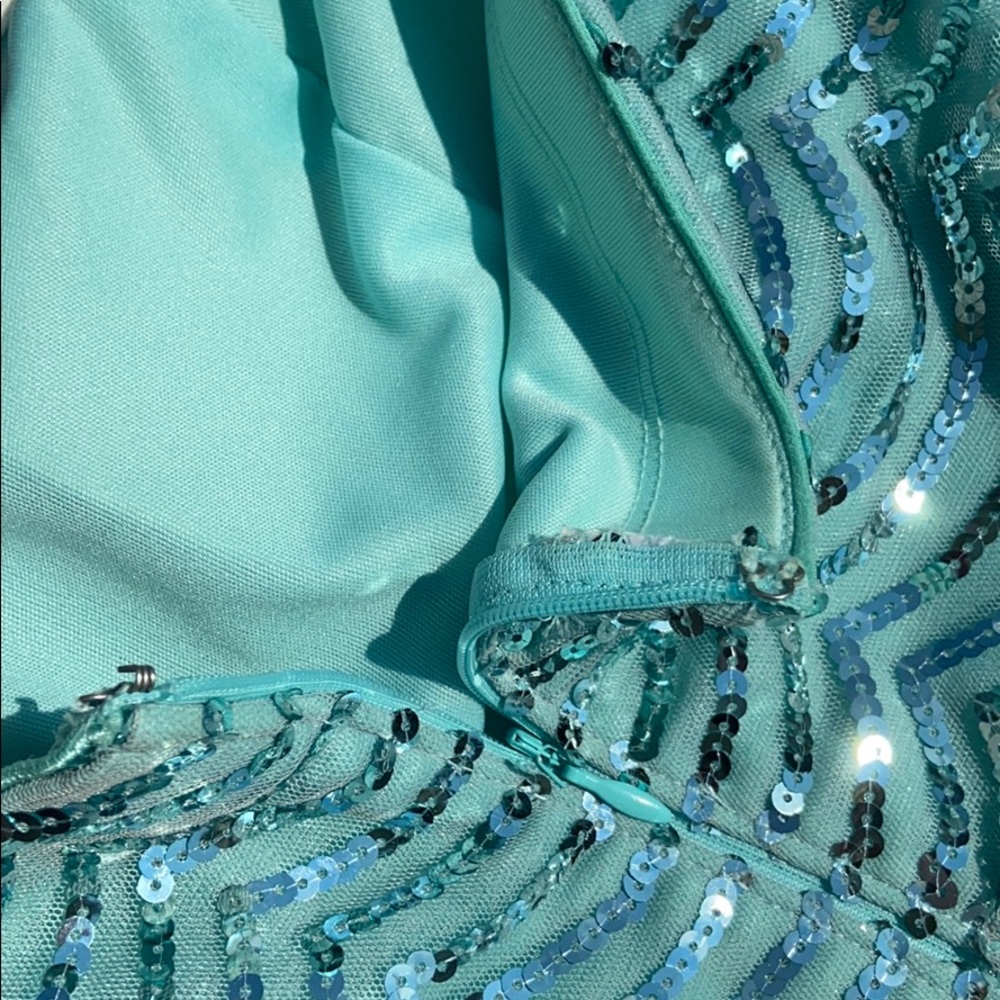 Turquoise High-Low prom Dress - Picture 6 of 7
